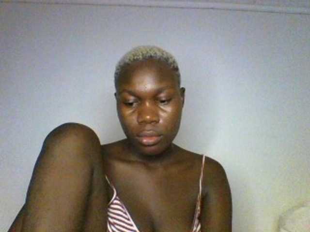 Live sex webcam photo for Sweetchocolate #290802564