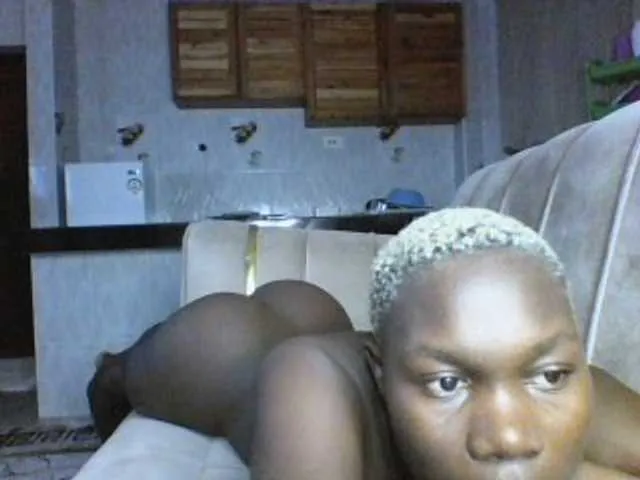 Live sex webcam photo for Sweetchocolate #290837037