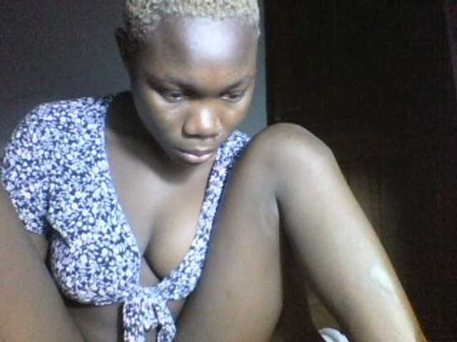 Live sex webcam photo for Sweetchocolate #291101035