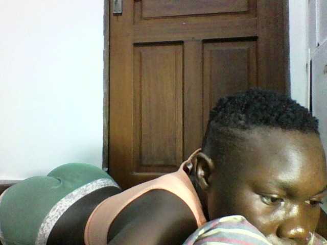 Live sex webcam photo for Sweetchocolate #291736306