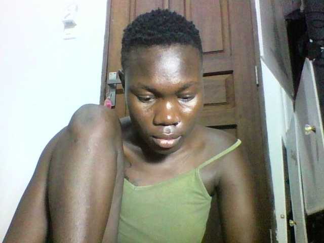 Live sex webcam photo for Sweetchocolate #291778704