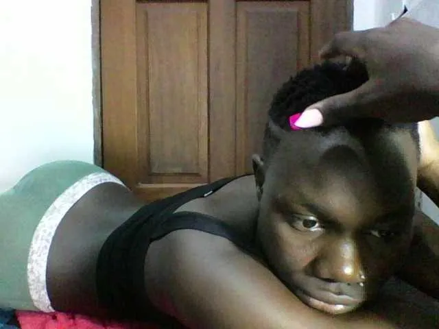 Live sex webcam photo for Sweetchocolate #291841271