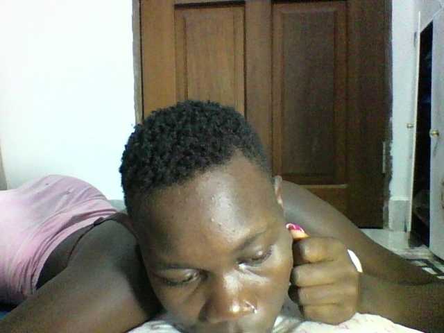 Live sex webcam photo for Sweetchocolate #291855851