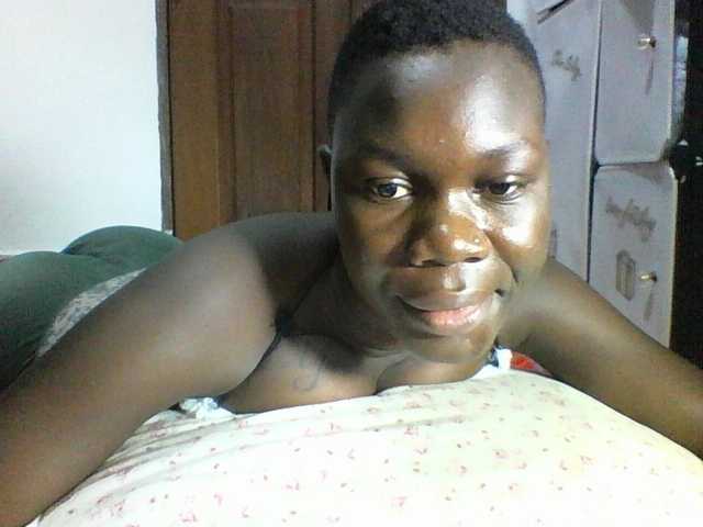 Live sex webcam photo for Sweetchocolate #292304044