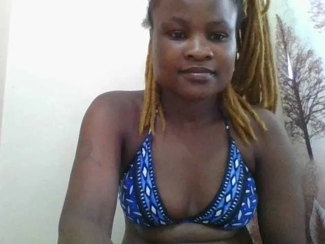 Live sex webcam photo for Sweetchocolate4 #288311915