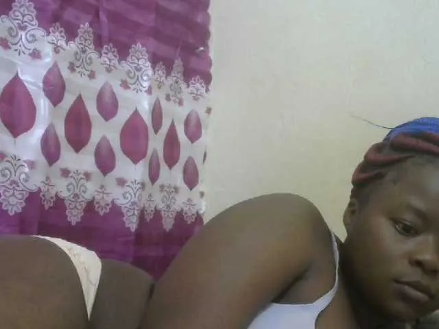 Live sex webcam photo for Sweetgal #272713437