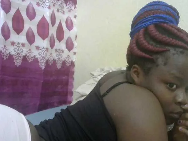 Live sex webcam photo for Sweetgal #272942107