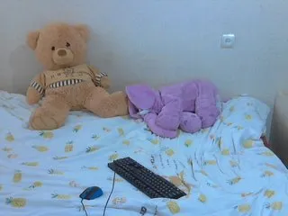 Live sex webcam photo for Sweetie26 #179728439
