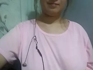 Live sex webcam photo for Sweetie26 #186404383