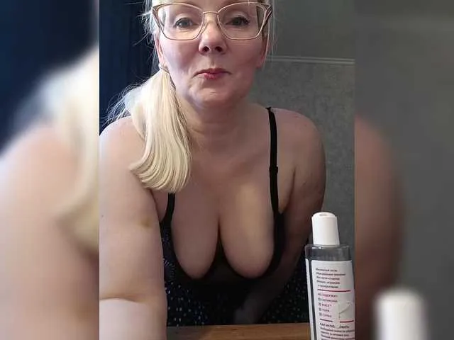 Live sex webcam photo for Sweetie454 #290853062