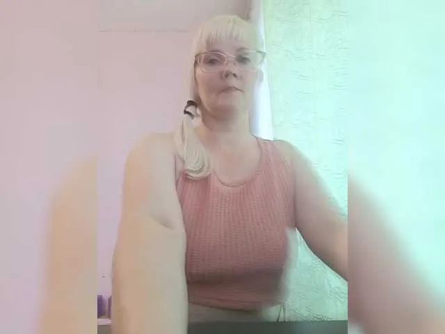Live sex webcam photo for Sweetie454 #291370111