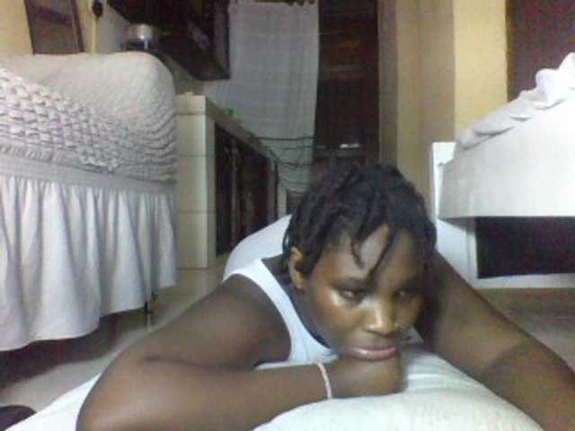 Live sex webcam photo for Sweetjuicyass #278020985