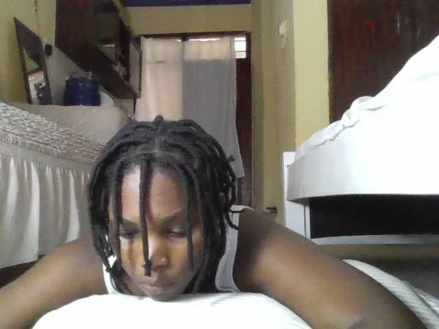 Live sex webcam photo for Sweetjuicyass #278222428