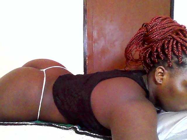 Live sex webcam photo for Sweetjuicyass #290634142