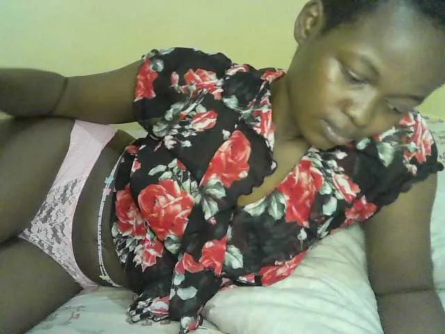 Live sex webcam photo for Sweetness-Tatiana #291676832