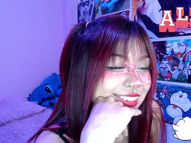 Live sex webcam photo for Sweetred11 #290276979