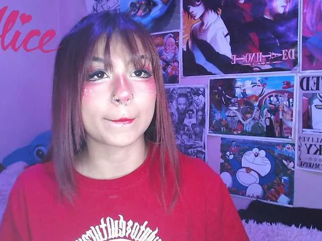 Live sex webcam photo for Sweetred11 #290504669