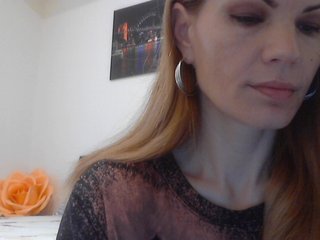 Live sex webcam photo for SweettCriss #183349918