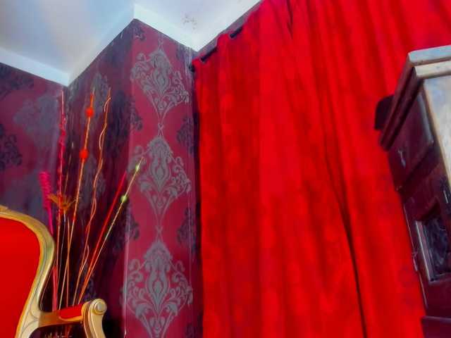 Live sex webcam photo for SweettMarry #276884442