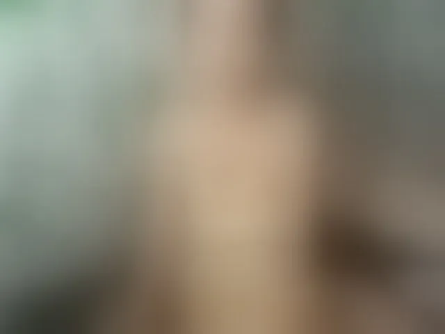 Live sex webcam photo for Sweettrouble42 #293588455