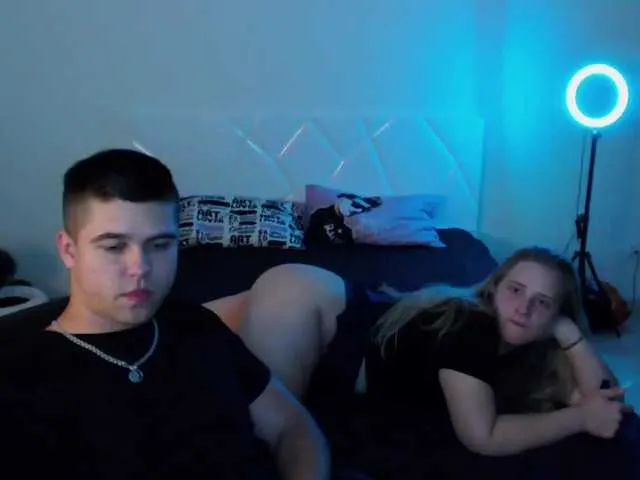 Live sex webcam photo for Sweettwix #276117160