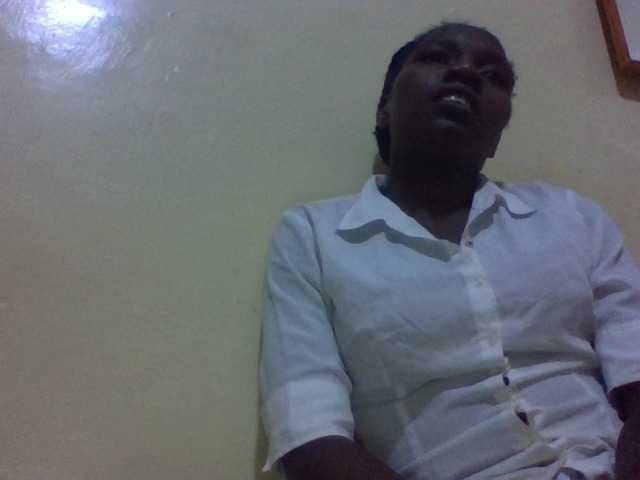 Live sex webcam photo for Sweettyjeje #277173669