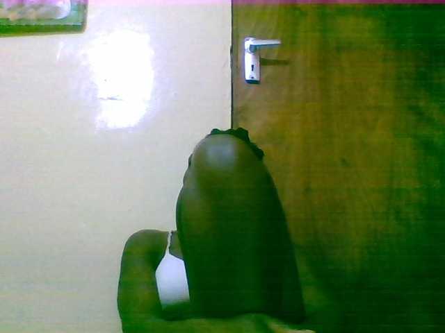 Live sex webcam photo for Sweettyjeje #277269266