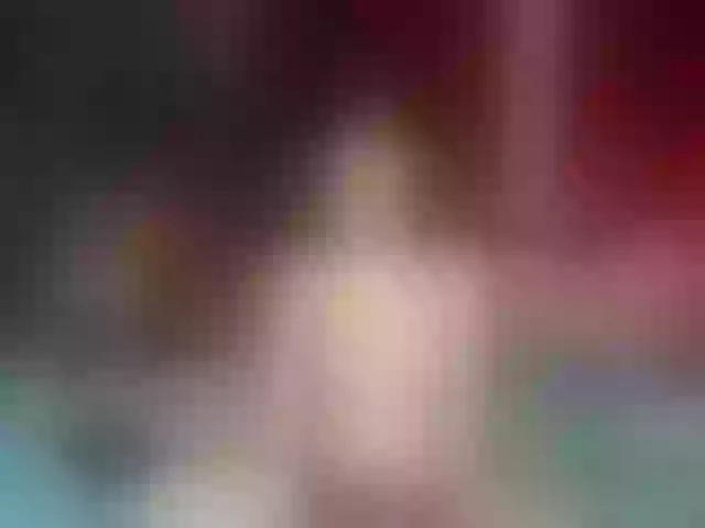Live sex webcam photo for Sweettyteen #271956548