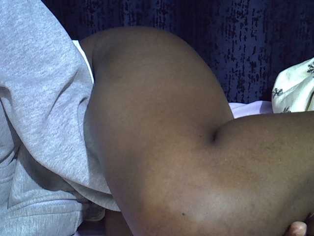 Live sex webcam photo for Sweetvine #291641178