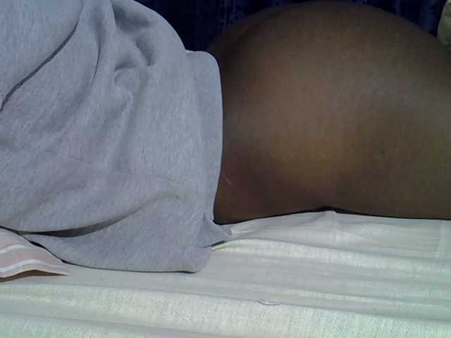 Live sex webcam photo for Sweetvine #291758475