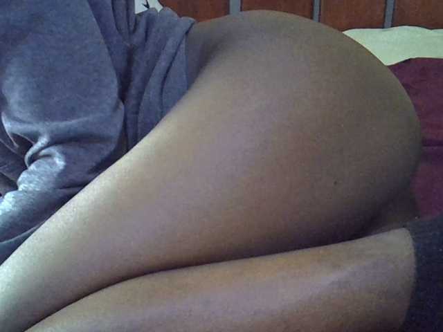 Live sex webcam photo for Sweetvine #292379402