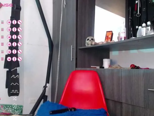 Live sex webcam photo for Sweetwild2 #277827133