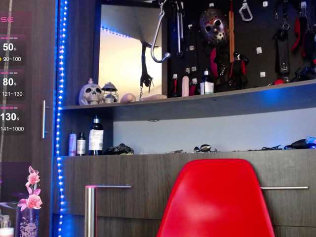 Live sex webcam photo for Sweetwild2 #290187845