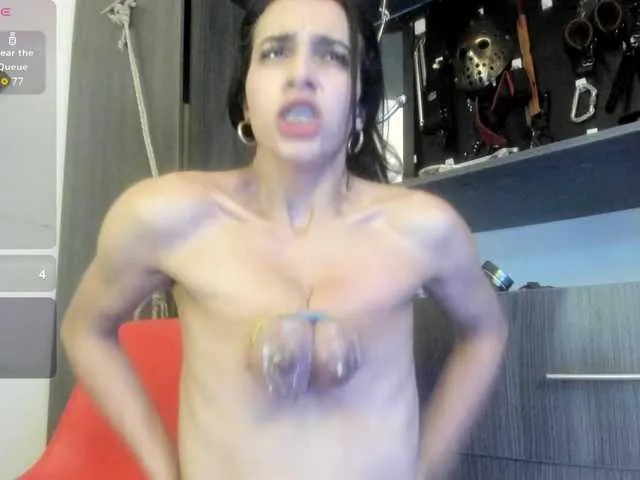 Live sex webcam photo for Sweetwild2 #290933483