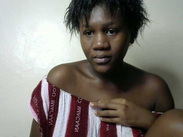 Live sex webcam photo for Sweetwinter #277023416