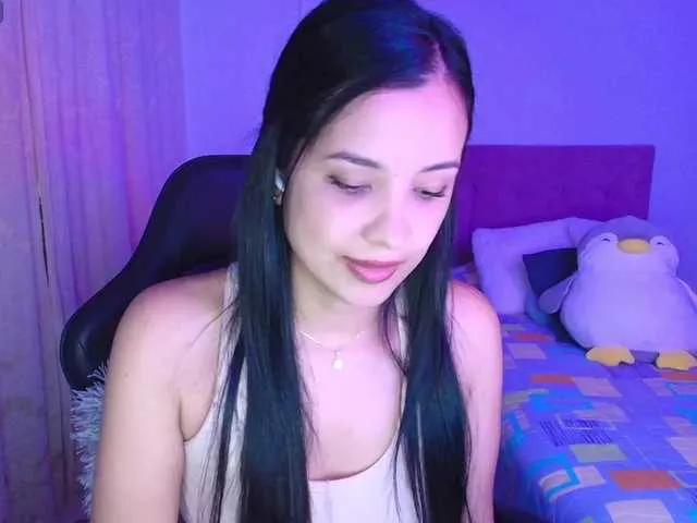 Live sex webcam photo for Sweety-Hottie #291683612