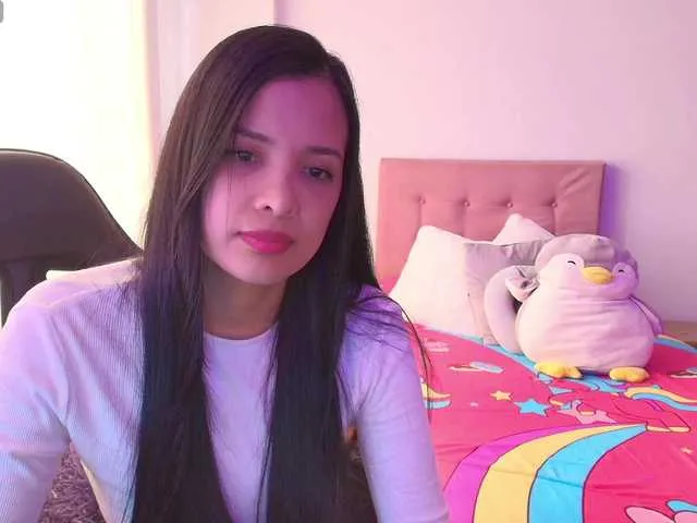 Live sex webcam photo for Sweety-Hottie #291799018