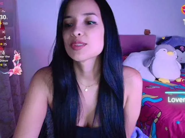 Live sex webcam photo for Sweety-Hottie #292272023