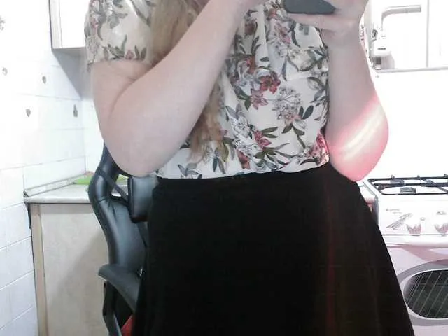 Live sex webcam photo for Sweety-Katie #291059397