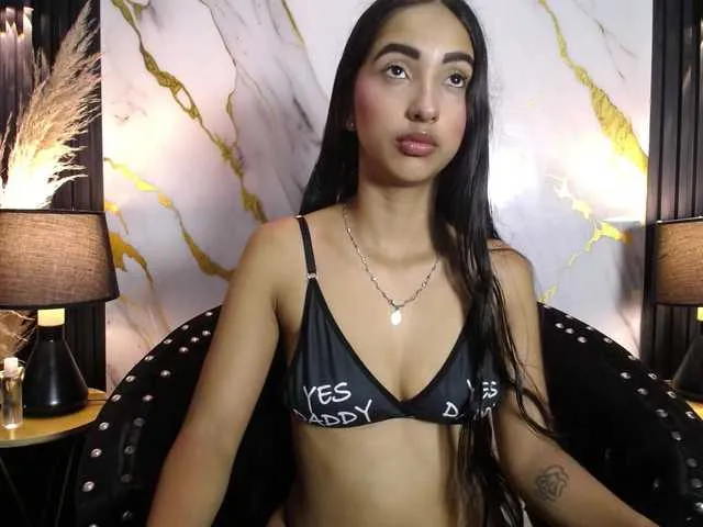 Live sex webcam photo for SweetyLally #293679945