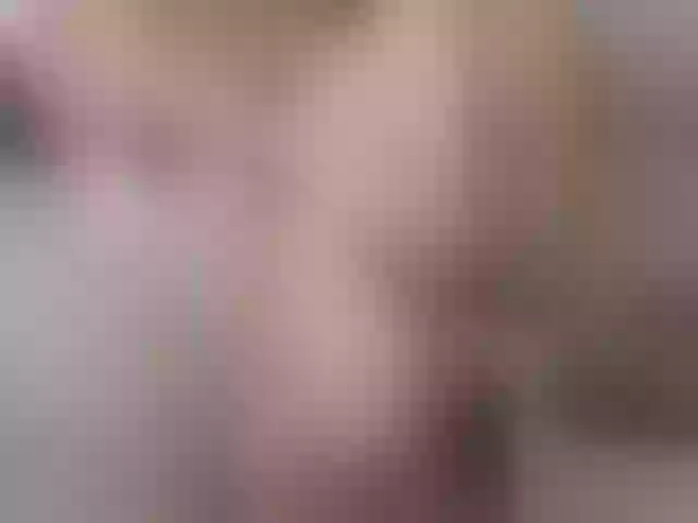 Live sex webcam photo for SweetyMia #290575555