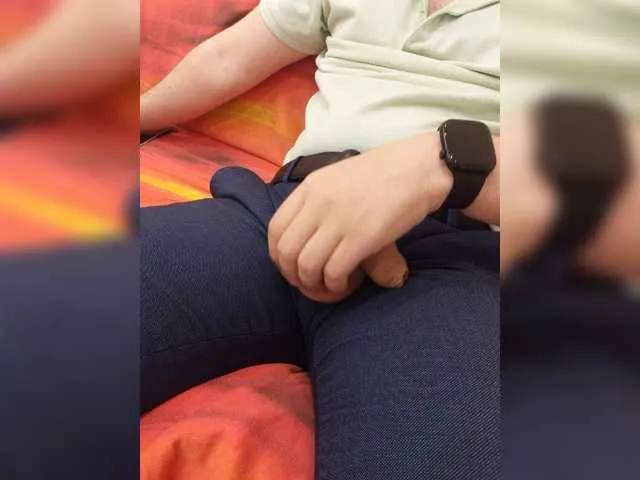 Live sex webcam photo for Swer-777 #278084769