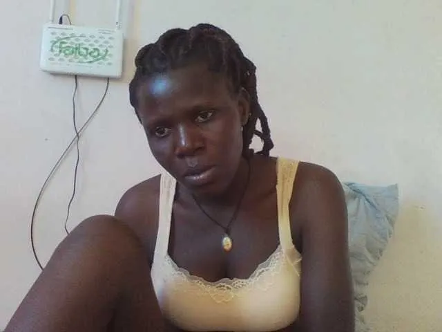 Live sex webcam photo for Swiftiey #277541358