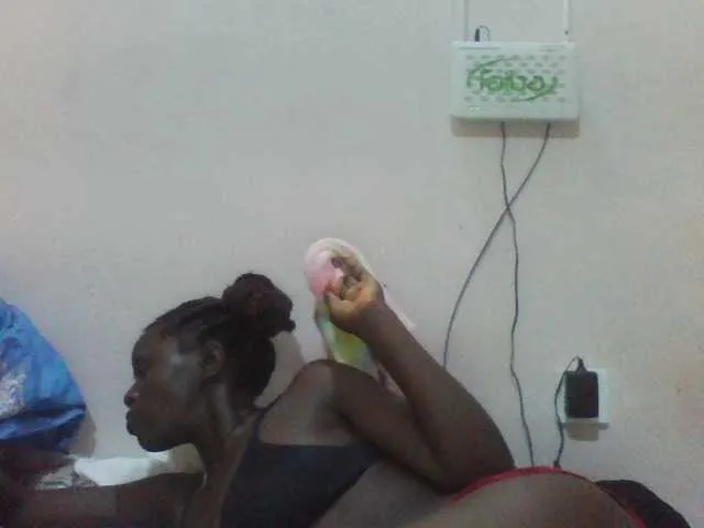 Live sex webcam photo for Swiftiey #277589495