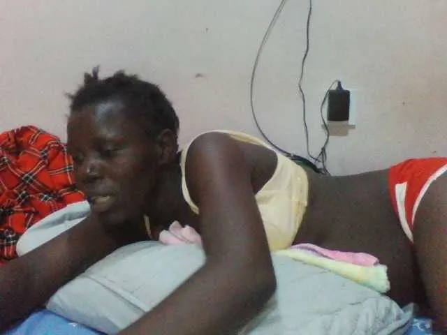 Live sex webcam photo for Swiftiey #277621137