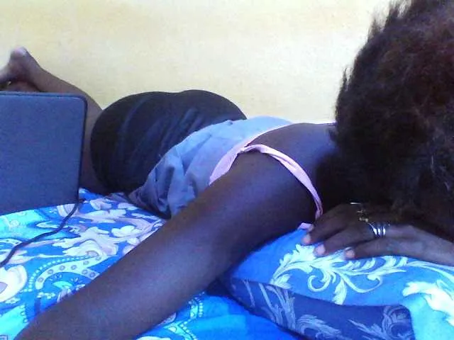 Live sex webcam photo for Swiftiey #278284049