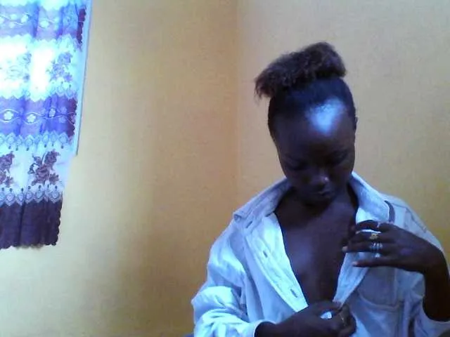 Live sex webcam photo for Swiftiey #278306053