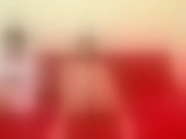 Live sex webcam photo for Swinger-Party #292752981