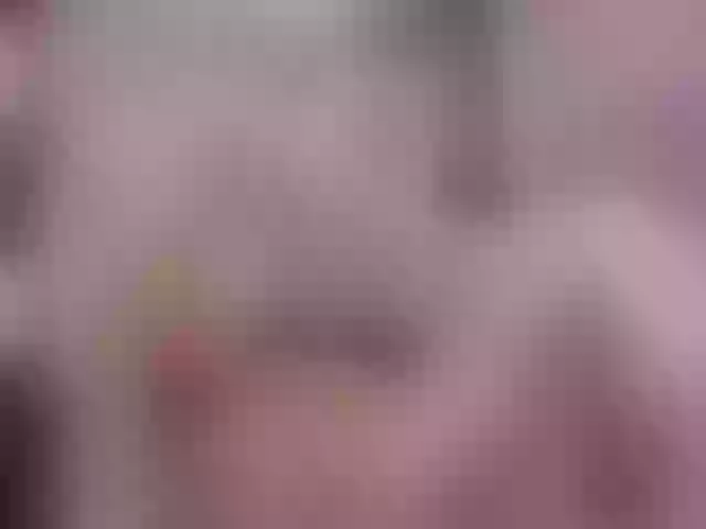 Live sex webcam photo for SwwetNaty #273673319