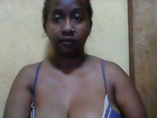 Live sex webcam photo for Sylivinaahh #277264018